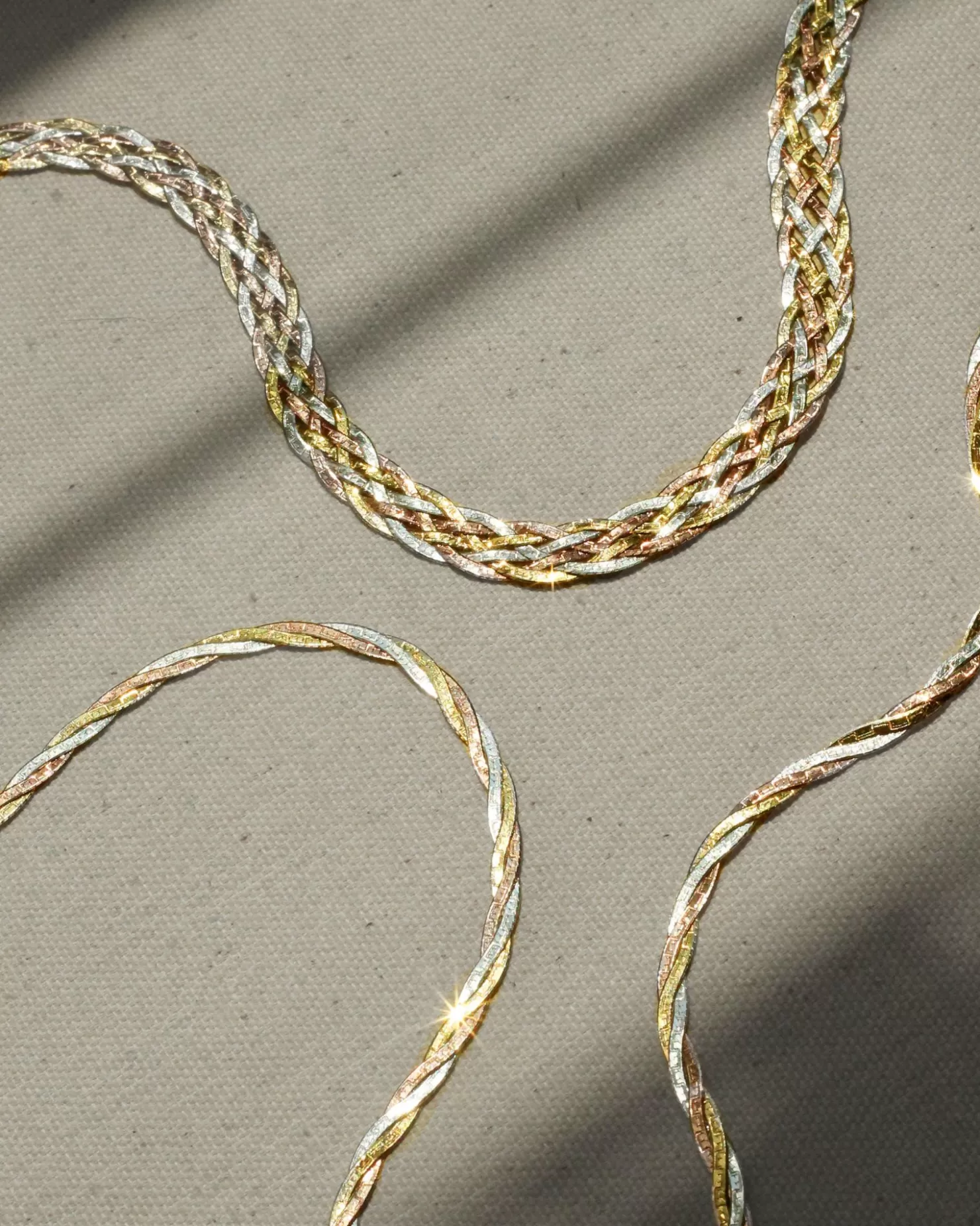 Pamela Love Twisted Tricolor Herringbone Chain 14" | Women Necklaces