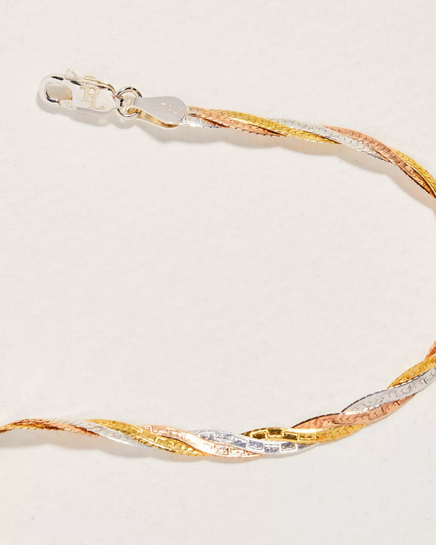 Pamela Love Twisted Tricolor Herringbone Chain 14" | Women Necklaces